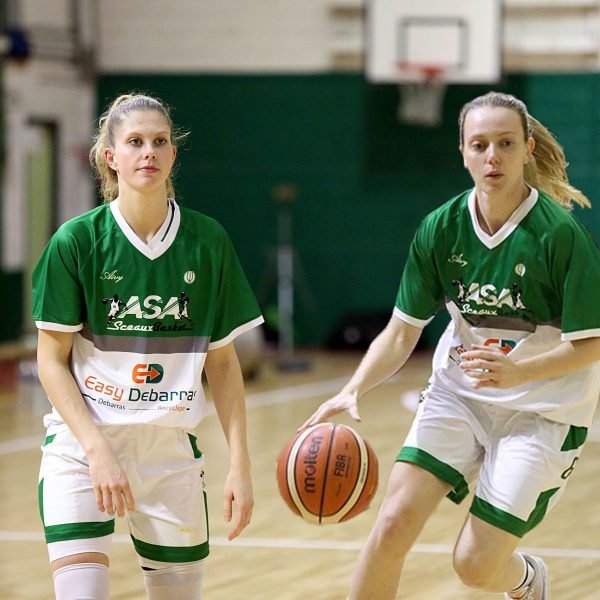 Sur maillot en sublimation pour la pratique du basket